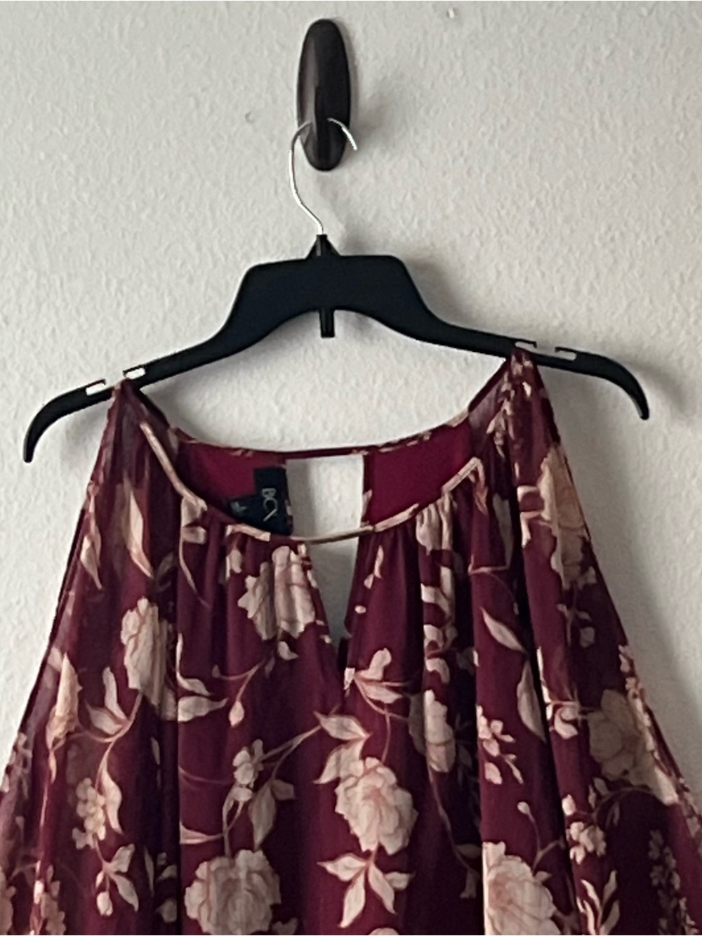 BCX‎ Burgundy Floral Cold-Shoulder Blouse with Cream Flowers, Size L - Picture 2 of 10